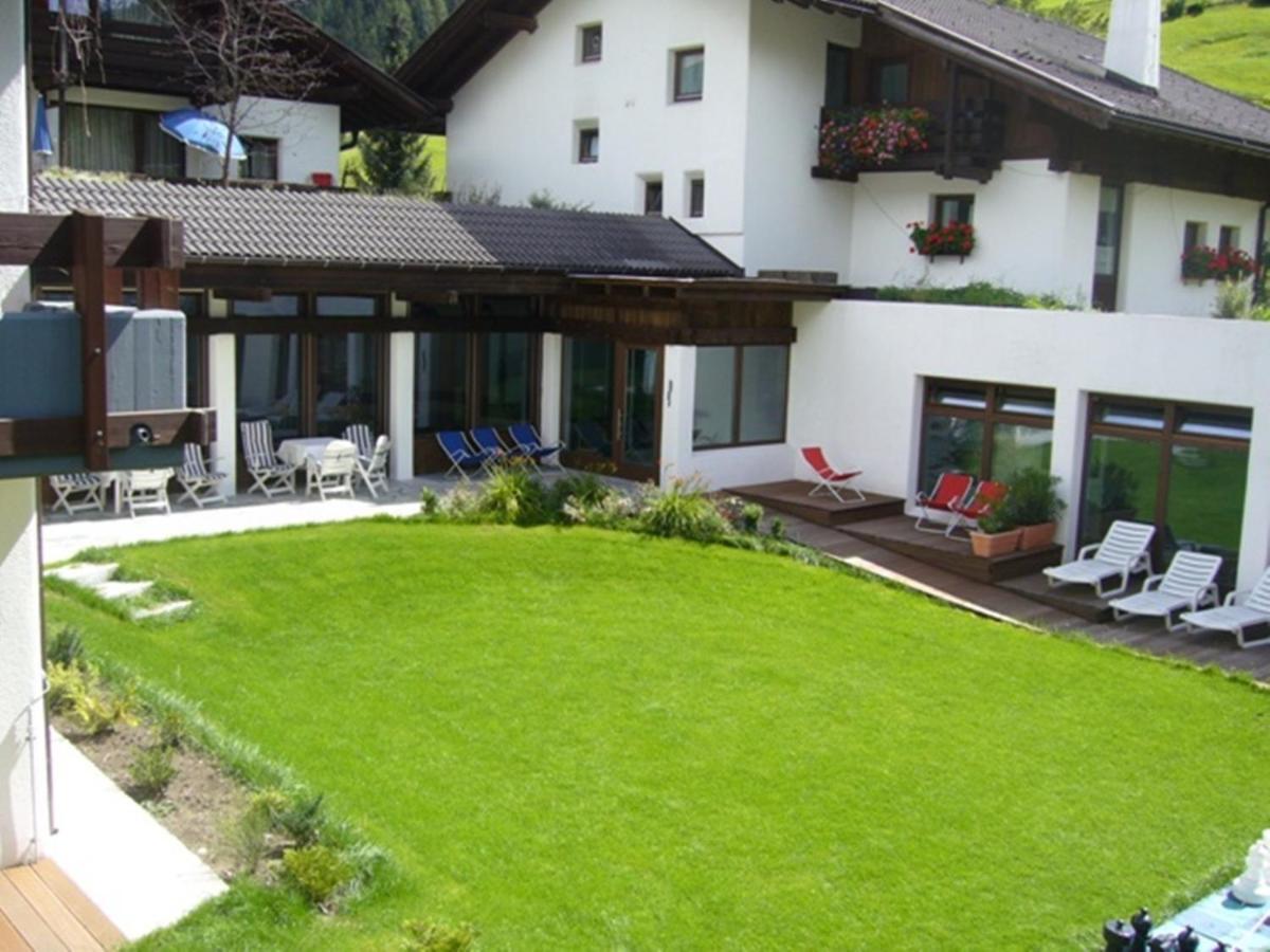 Residence Silvester ラチーネス エクステリア 写真